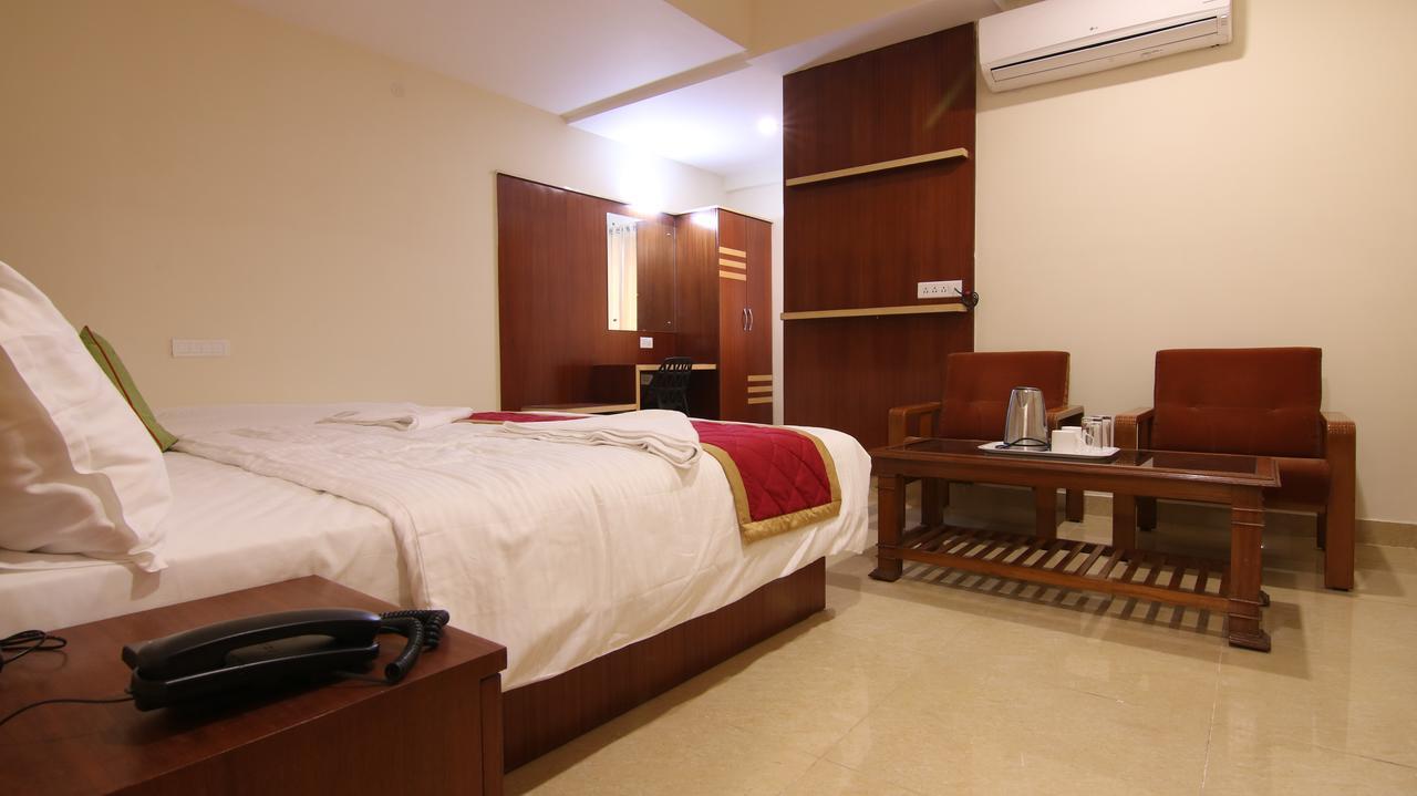 Sri Nandi Comforts Hotel Bangalore Exterior photo
